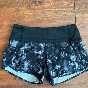 Hotty Hot Short Size 2